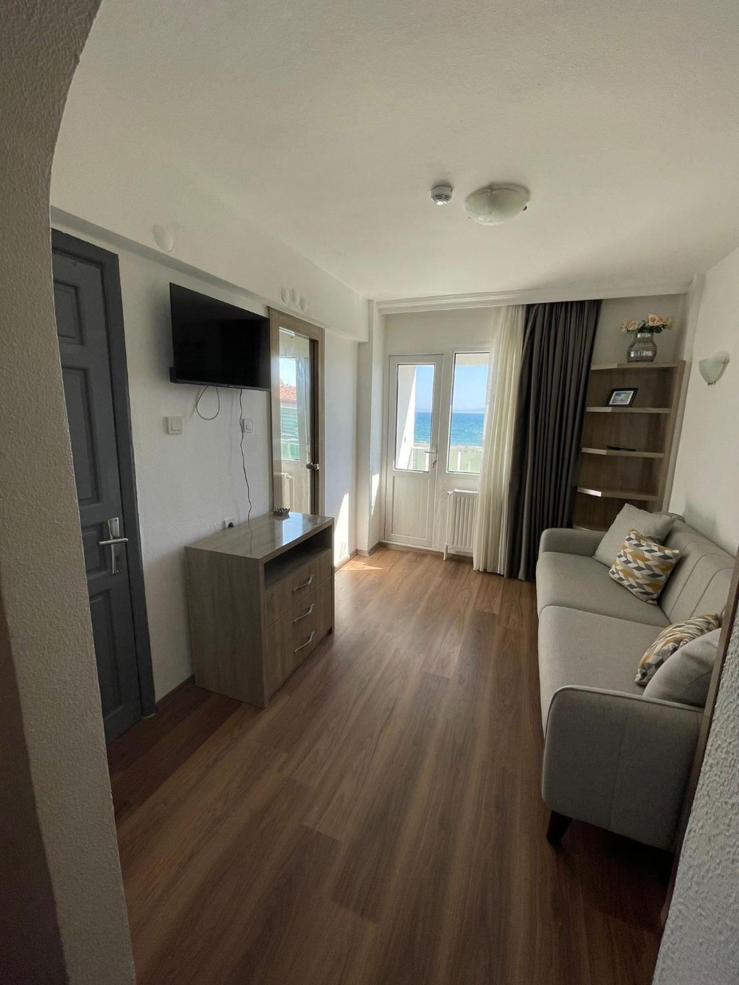 Colophon Beach Otel Gumuldur Exterior photo
